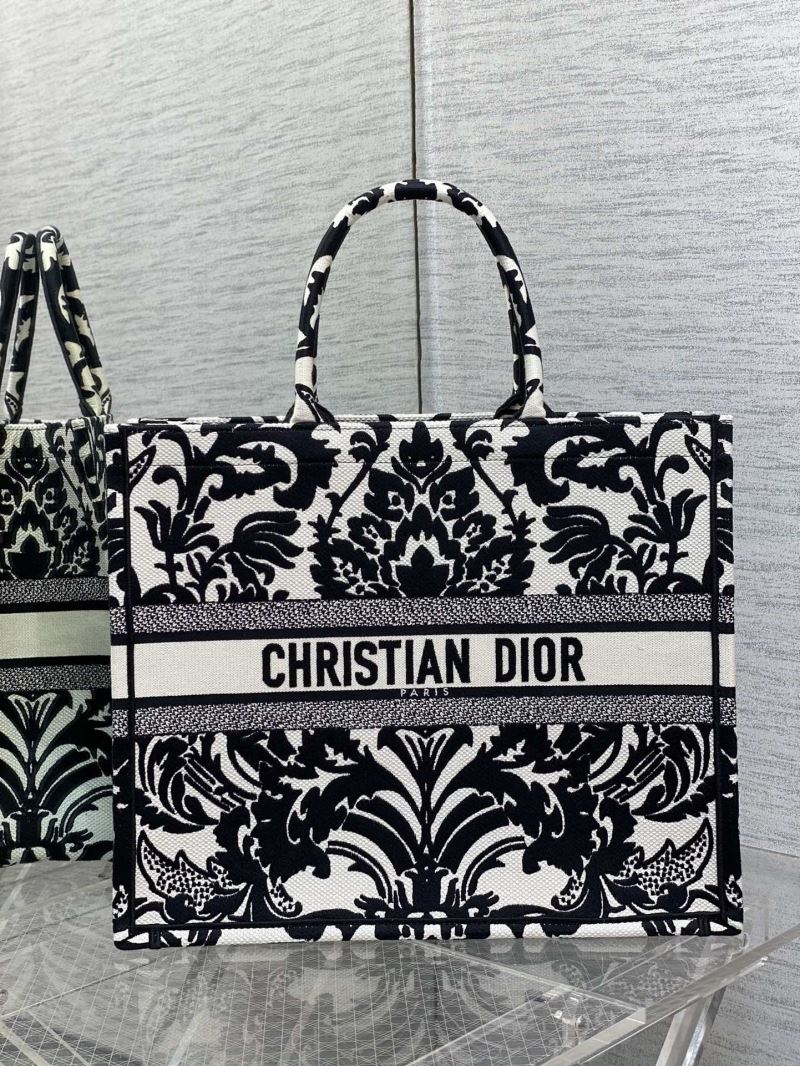 Christian Dior Shopping Bags